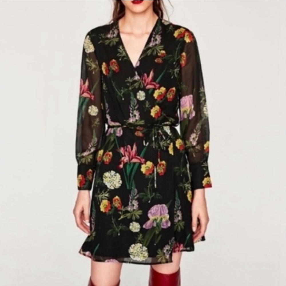 Zara Women's Long Sleeves Black Floral Print‎ V-Neck Wrap Mini Dress